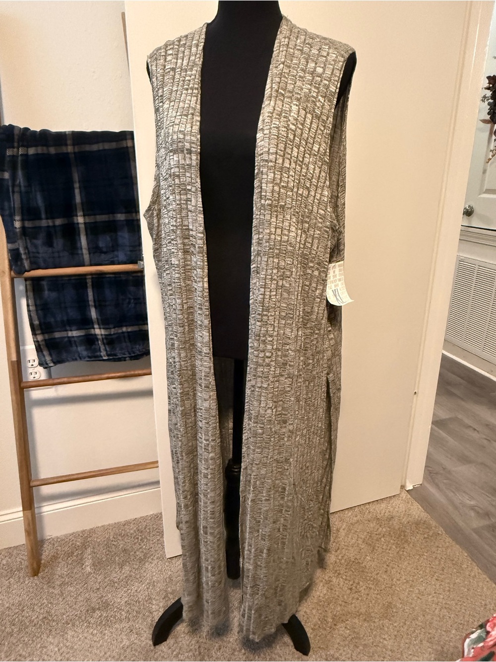 NWT Sleeveless LuLa Joy Duster Vest - Gray